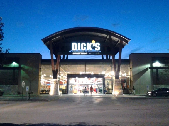 DICK'S Sporting Goods Algonquin storefront