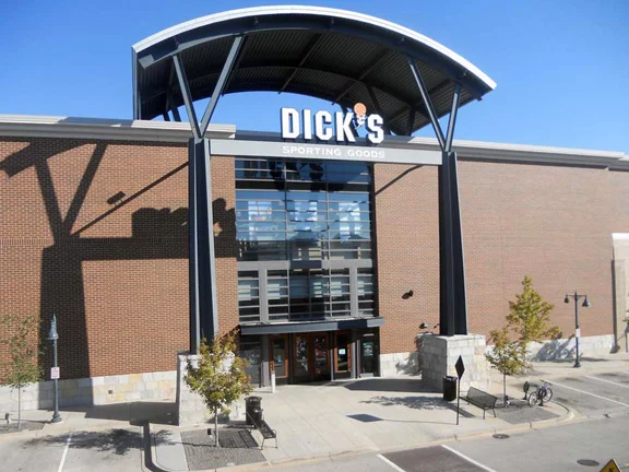DICK'S Sporting Goods Glenview storefront