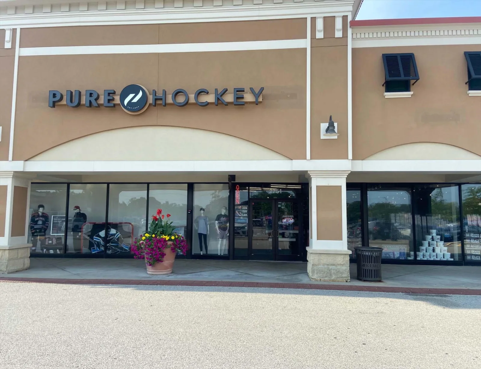 Pure Hockey Glenview storefront