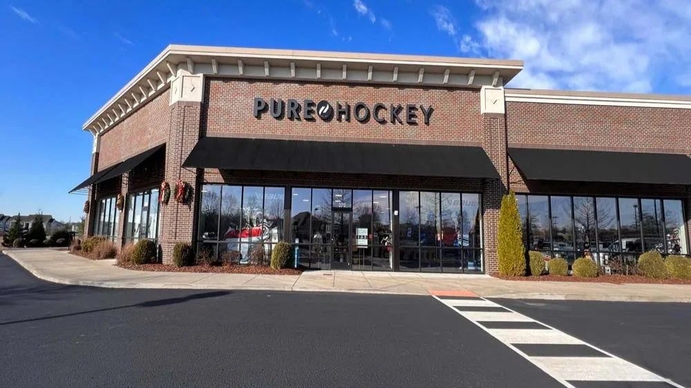 Fachada de Pure Hockey Hendersonville