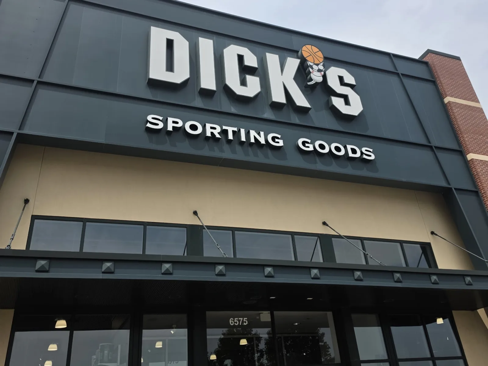 Fachada de DICK'S Sporting Goods Fairview Heights