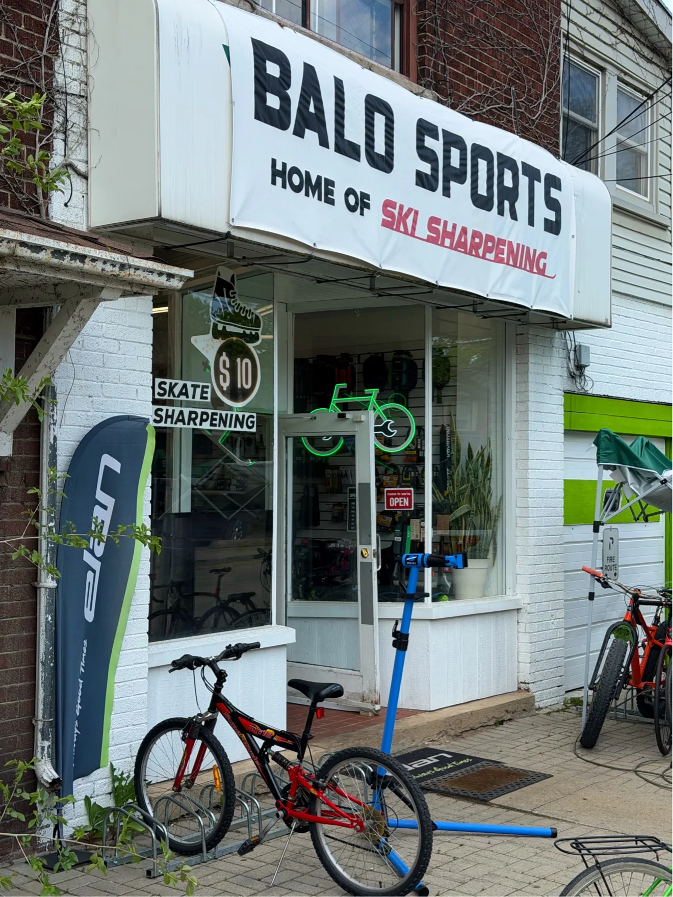 Fachada de Balo Sports