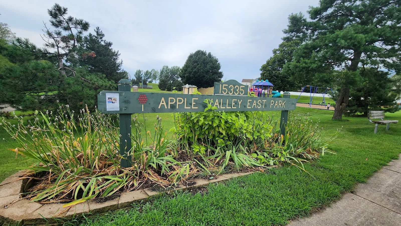El exterior de Apple Valley East Park Ice Rinks, en una foto de su ficha de Google Maps. — Apple Valley East Park Ice Rinks