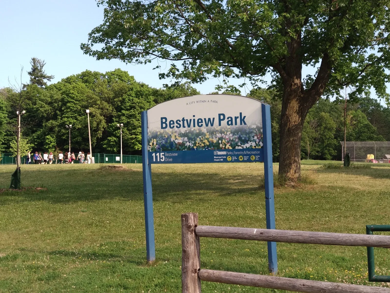 The Bestview Park sign at 115 Bestview Drive, in a photo from its Google Maps listing. — Bestview Park Natural Ice Rink