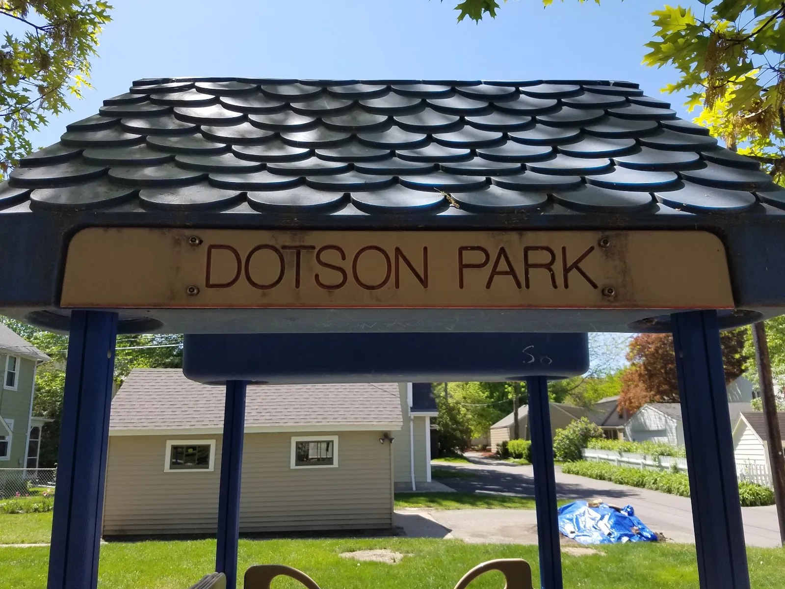The outside of Dotson Park Ice Rink, in a photo from its Google Maps listing. — Dotson Park Ice Rink