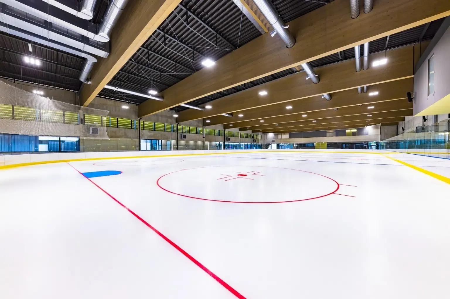 Das Eis der Merkur Eishalle B – Eishalle B Liebenau (Merkur Eisstadion Halle B)