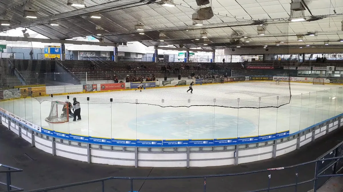 The ice of the Eissportzentrum Westfalen in Dortmund seen from the stands. — Eissportzentrum Westfalen