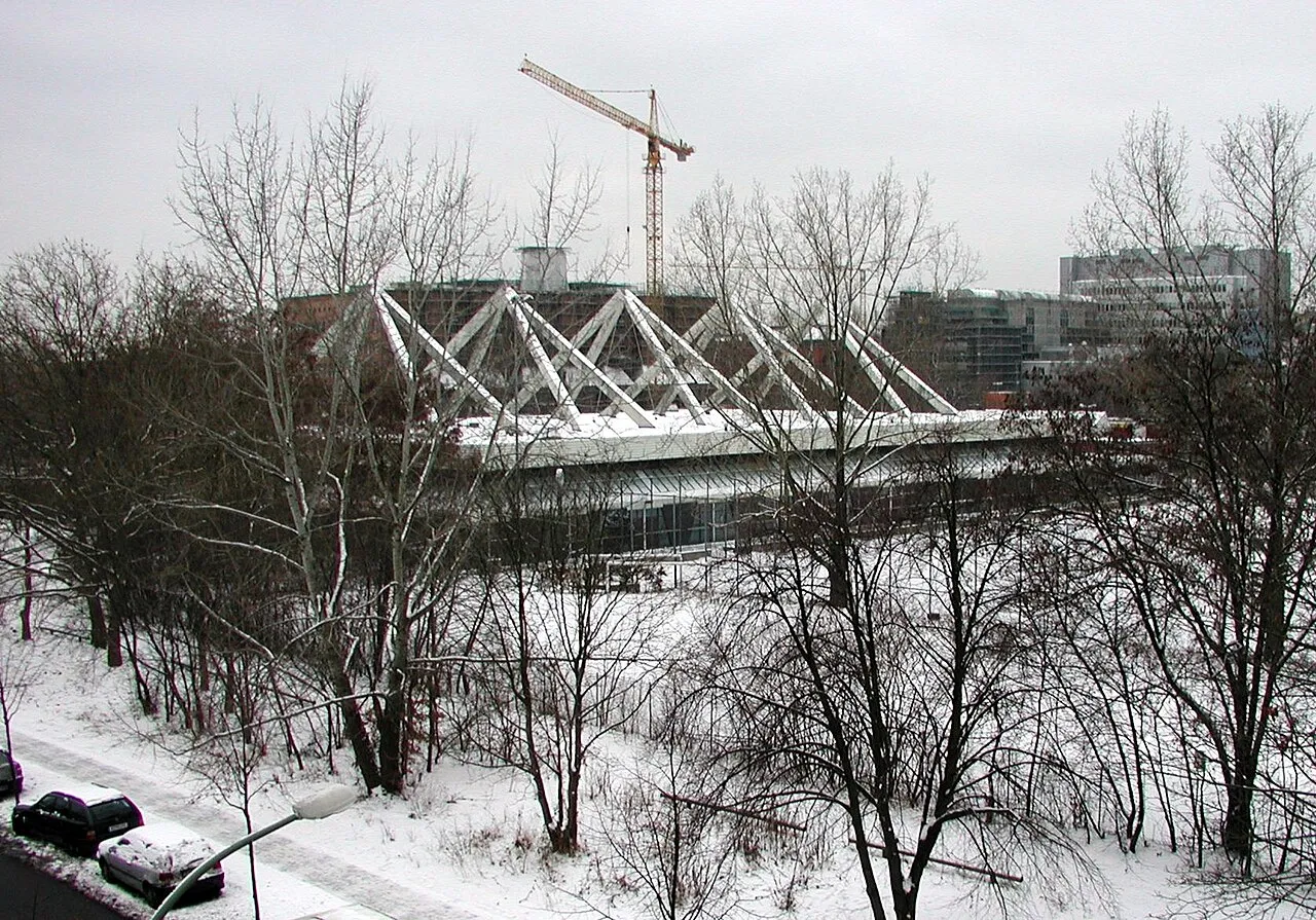 The roof of the Erika-Heß-Eisstadion hall seen from outside in winter — Erika-Heß-Eisstadion
