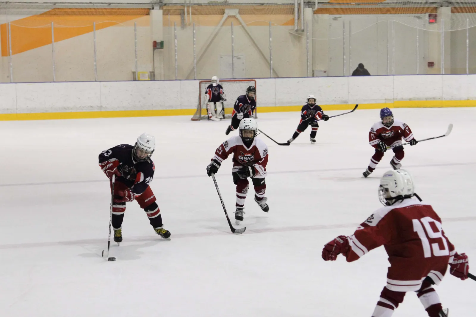 A youth hockey game on the ice of the Gorki Ice Arena — Gorki Ice Arena