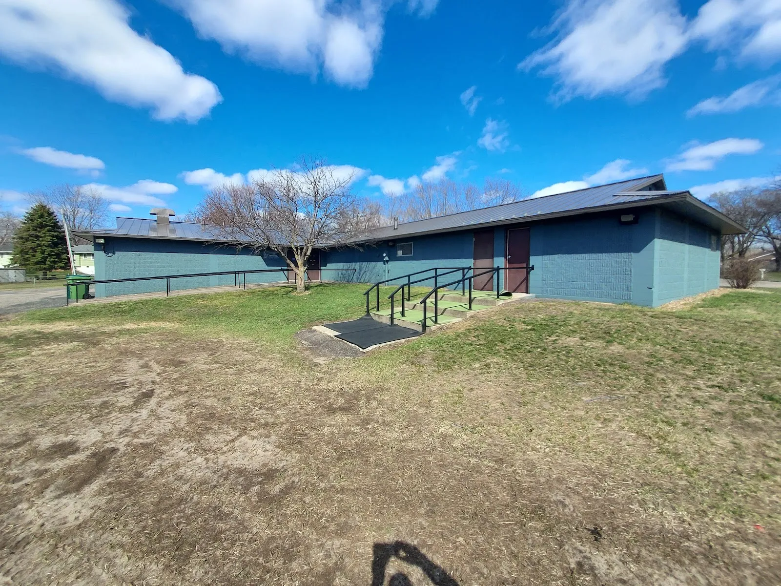 El exterior de Happy Acres Park Ice Rinks, en una foto de su ficha de Google Maps. — Happy Acres Park Ice Rinks