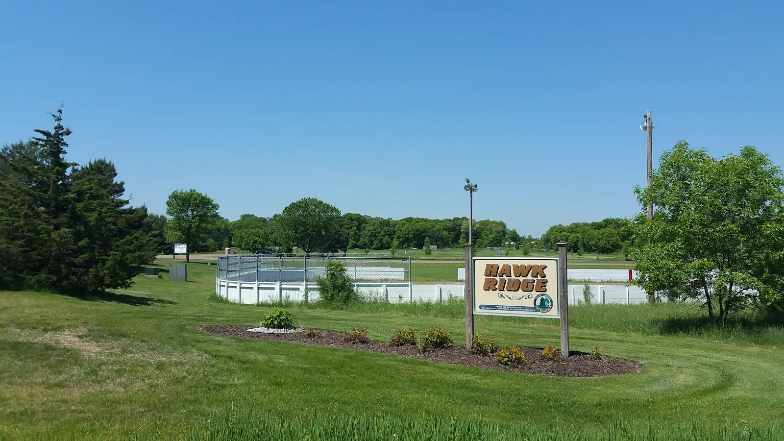 The outside of Hawkridge Park Ice Rinks, in a photo from its Google Maps listing. — Hawkridge Park Ice Rinks