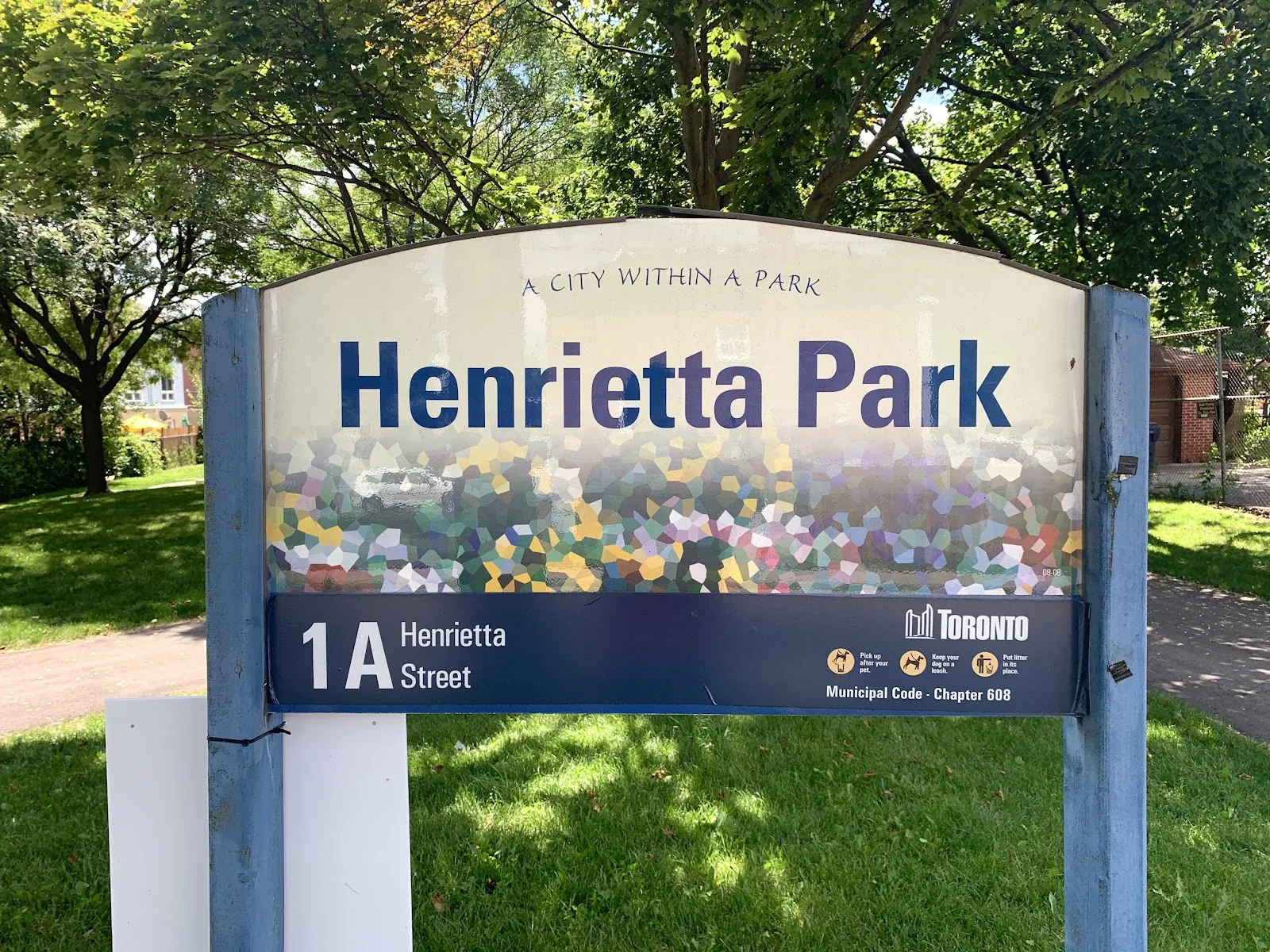 The Henrietta Park sign at 1A Henrietta Street, in a photo from its Google Maps listing. — Henrietta Park Natural Ice Rink