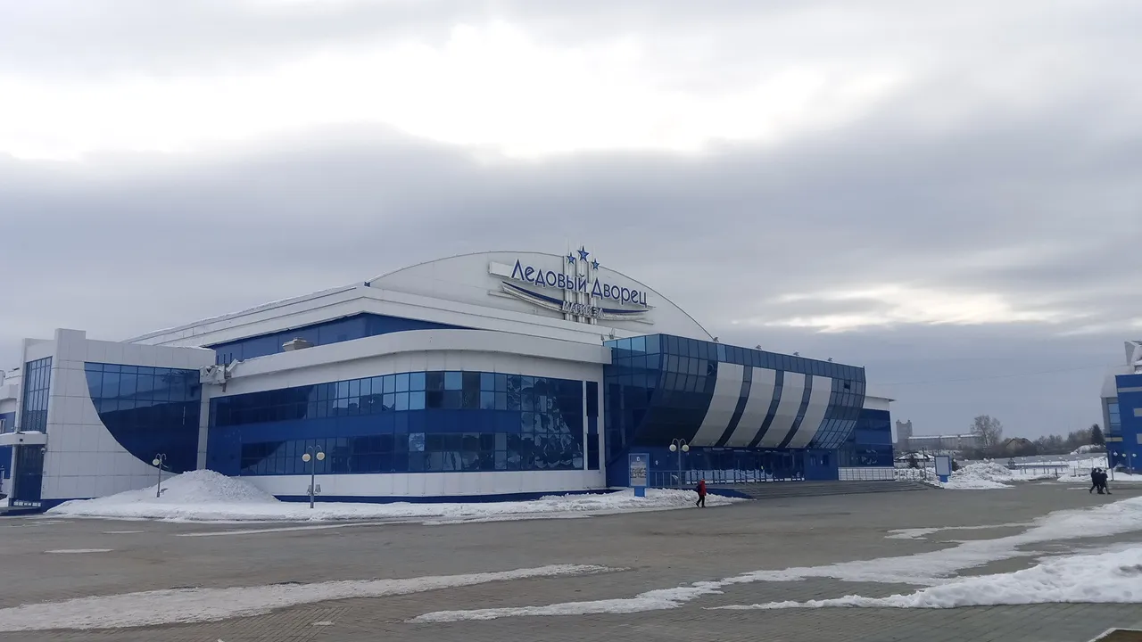 The Ice Palace Mari El building in Yoshkar-Ola — Ice Palace Mari El