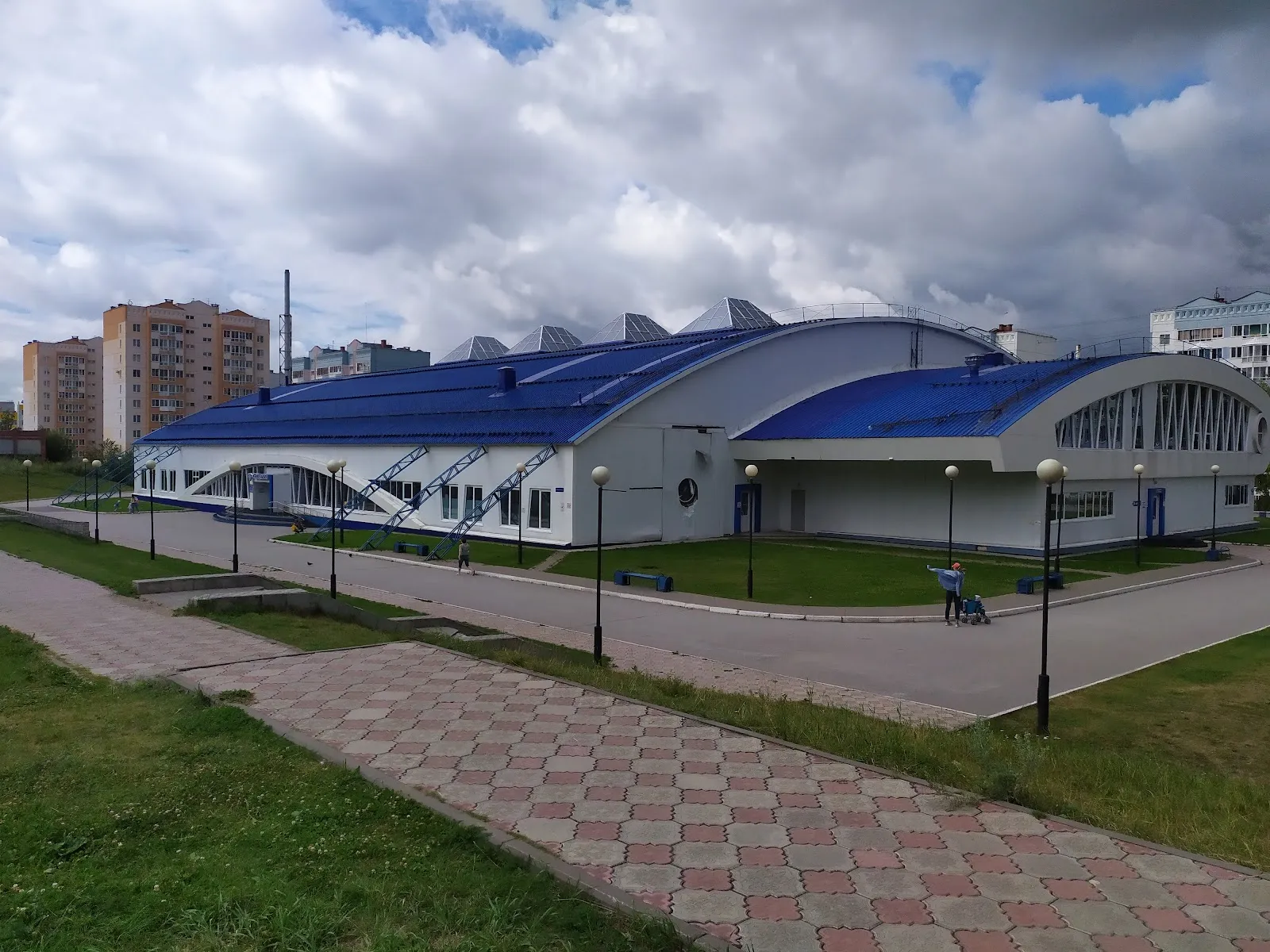 The Kristall sports complex building on Smirnova Street, Tomsk — Kristall Sports Complex Tomsk