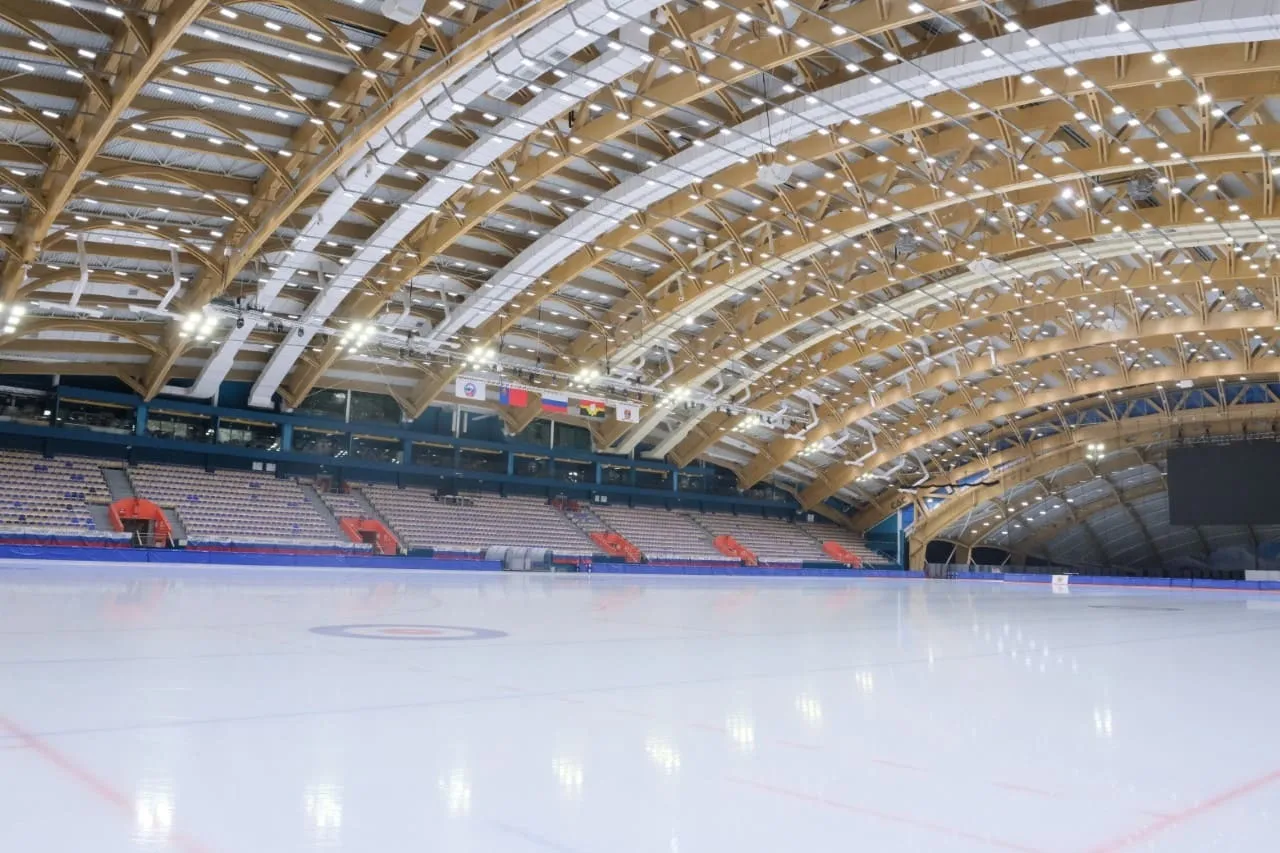The ice sheet inside the Kuzbass ice palace, from the operator's own photo gallery — Kuzbass Ice Palace