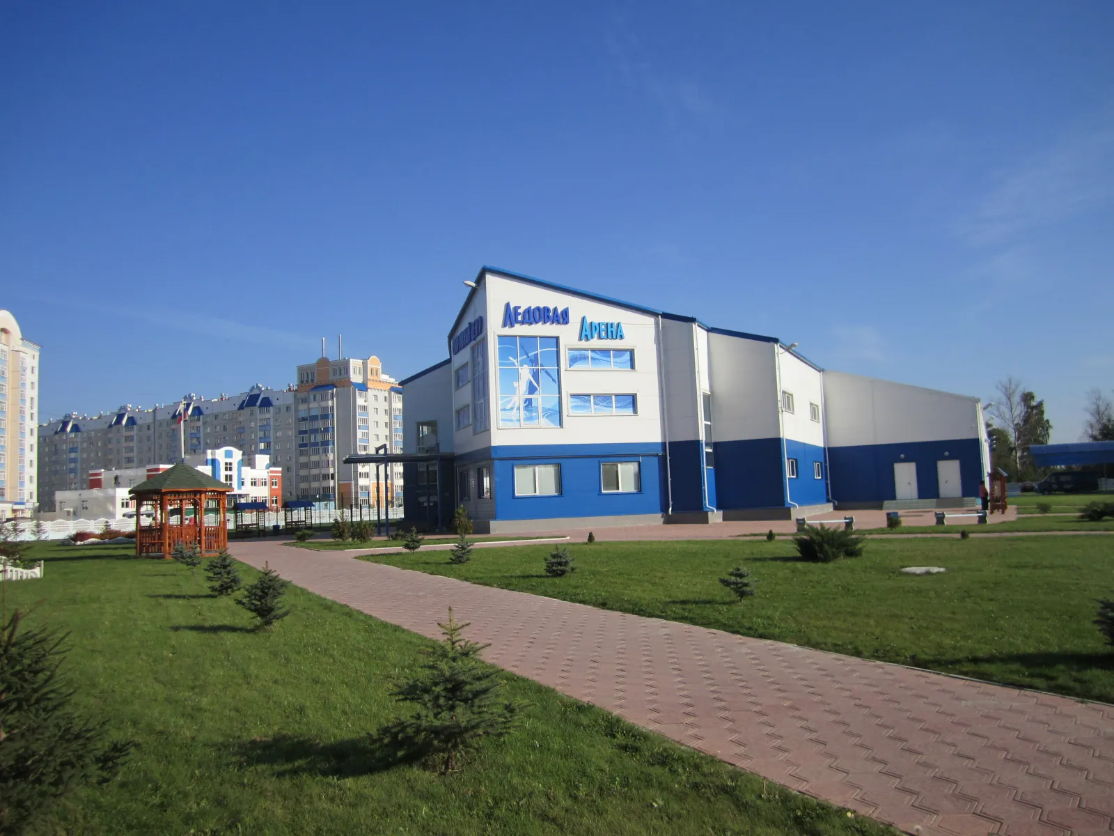 The Ice Arena building on Naugorskoe Shosse in Orel, from the operator's own gallery — Ice Arena Orel