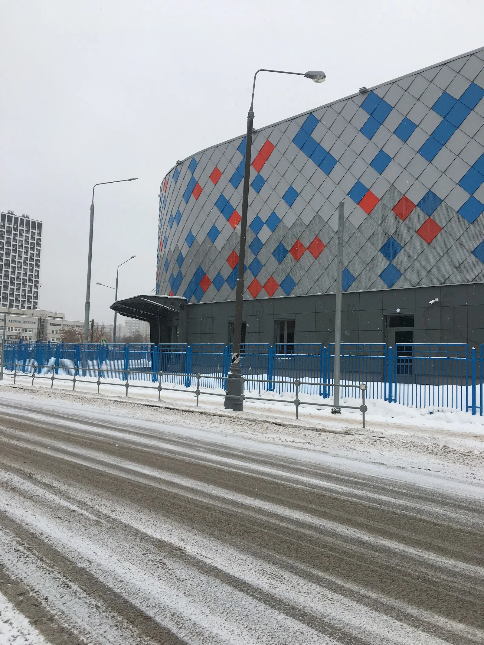 Exterior of the Solntsevo Ice Arena on Aviatorov Street, Moscow — Solntsevo Ice Arena Moscow