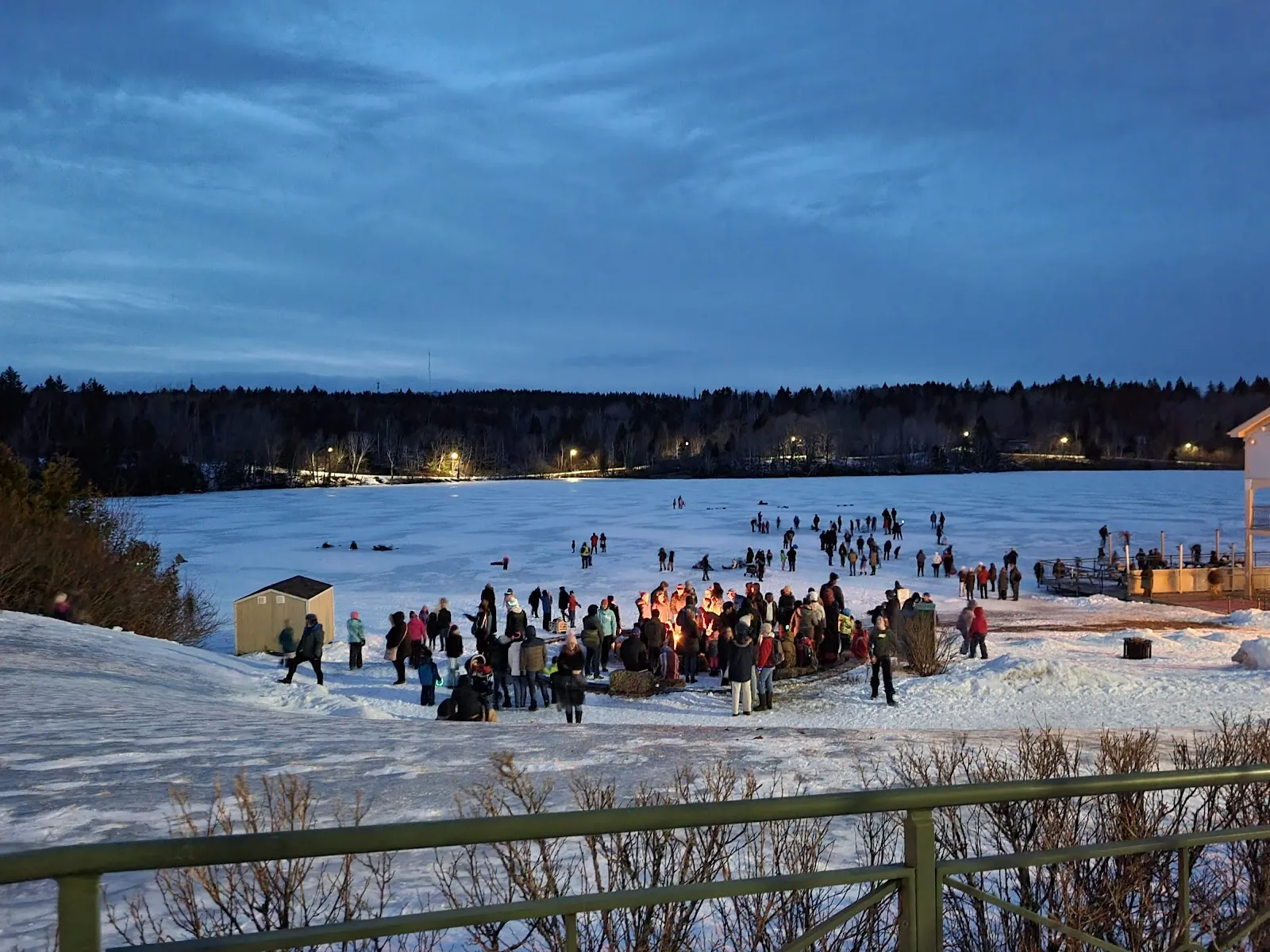 El hielo de Lily Lake Skating at Rockwood Park, en una foto de su ficha de Google Maps. — Lily Lake Skating at Rockwood Park