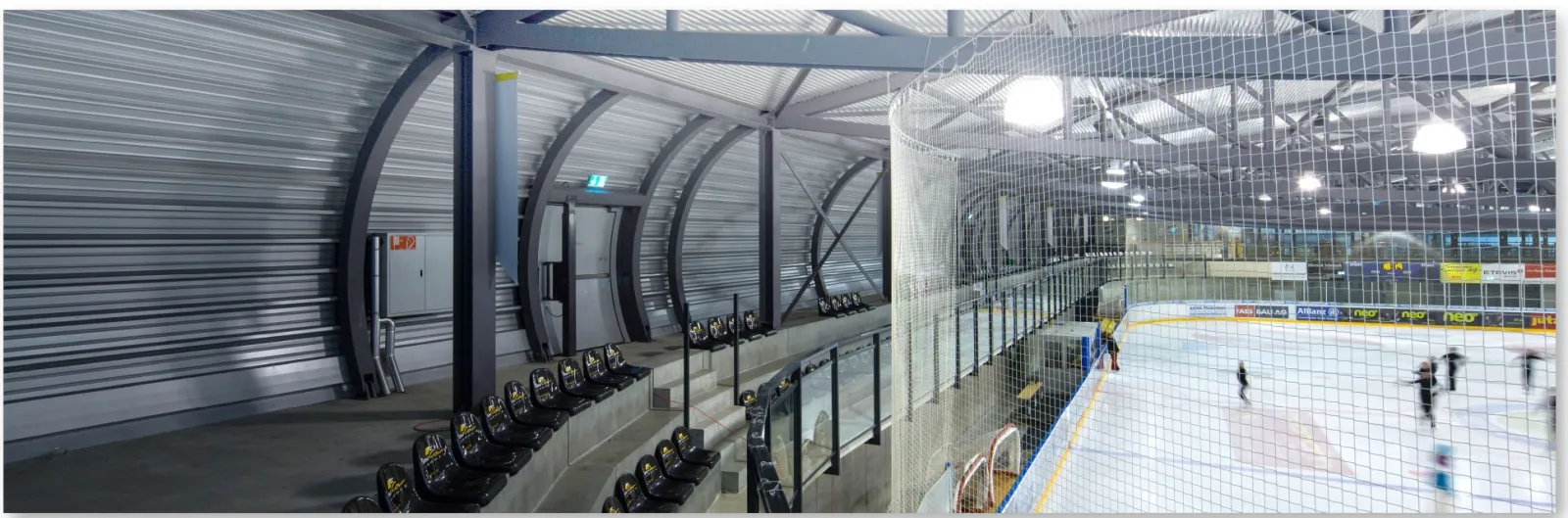 The roofed outdoor ice field of the Localnet Arena in Burgdorf (edges trimmed) — Localnet Arena