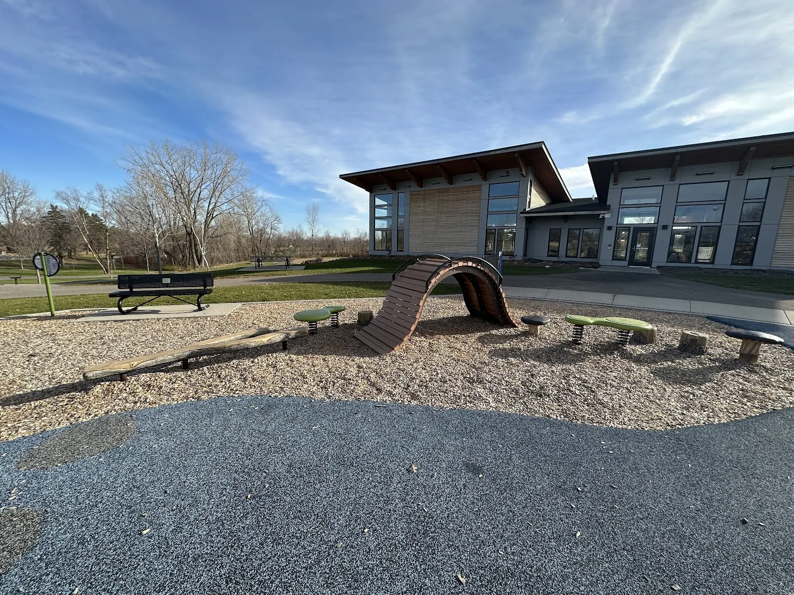 The outside of Ojibway Park Outdoor Rink, in a photo from its Google Maps listing. — Ojibway Park Outdoor Rink
