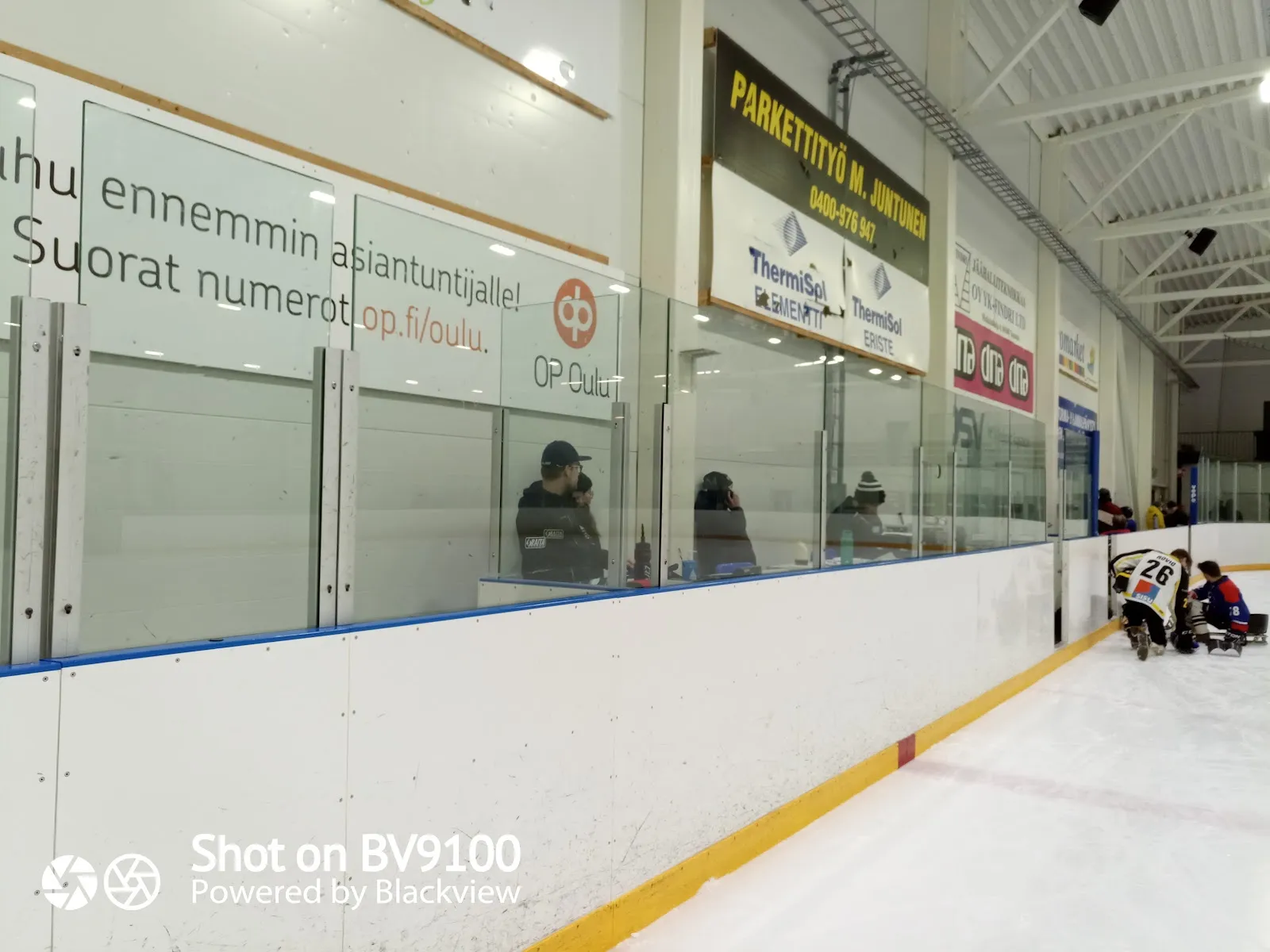 The rink boards and glass of Raksilan harjoitusjäähalli, seen from the side — Raksilan harjoitusjäähalli