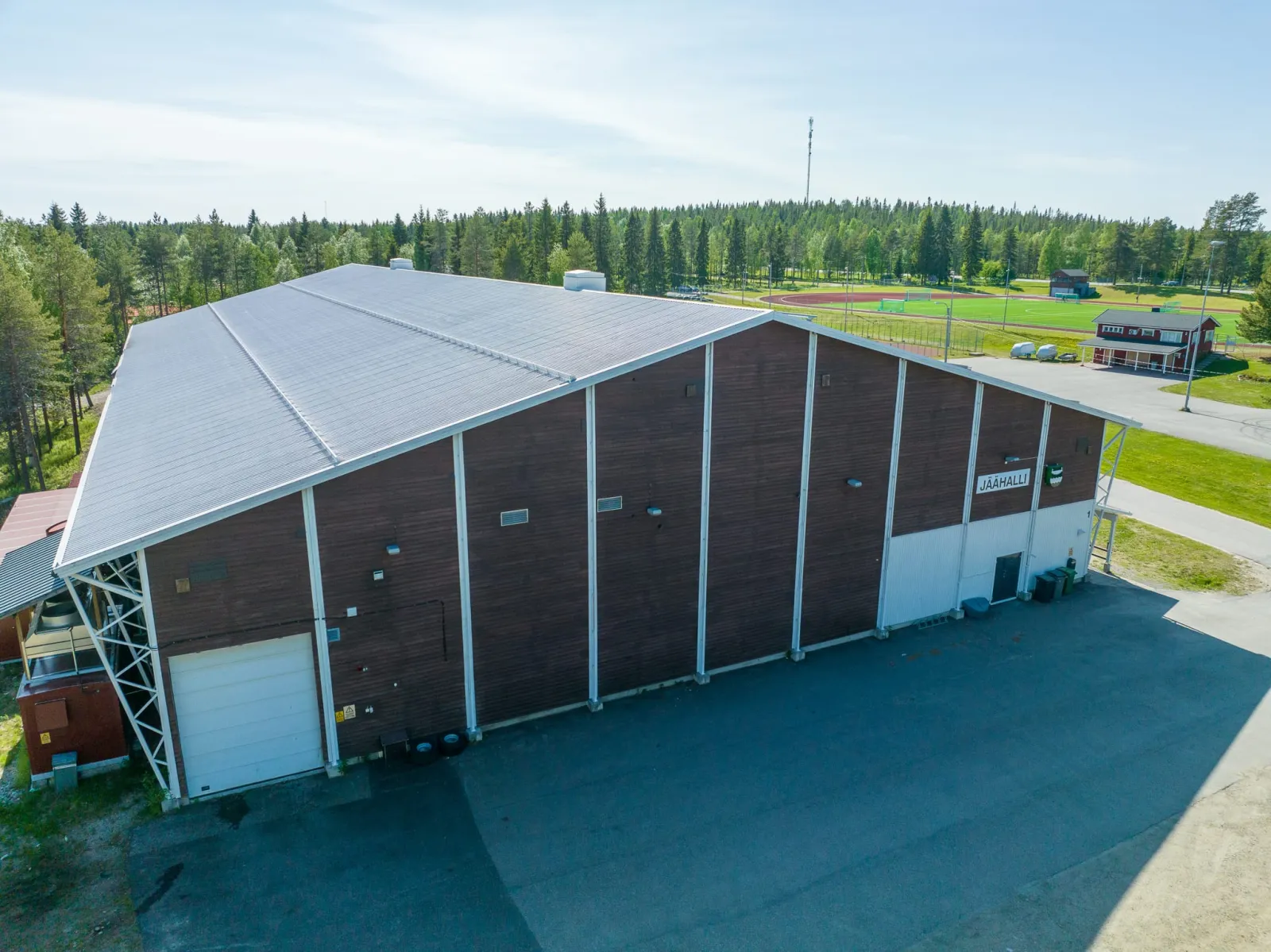 Ranuan jäähalli seen from above — Ranuan jäähalli