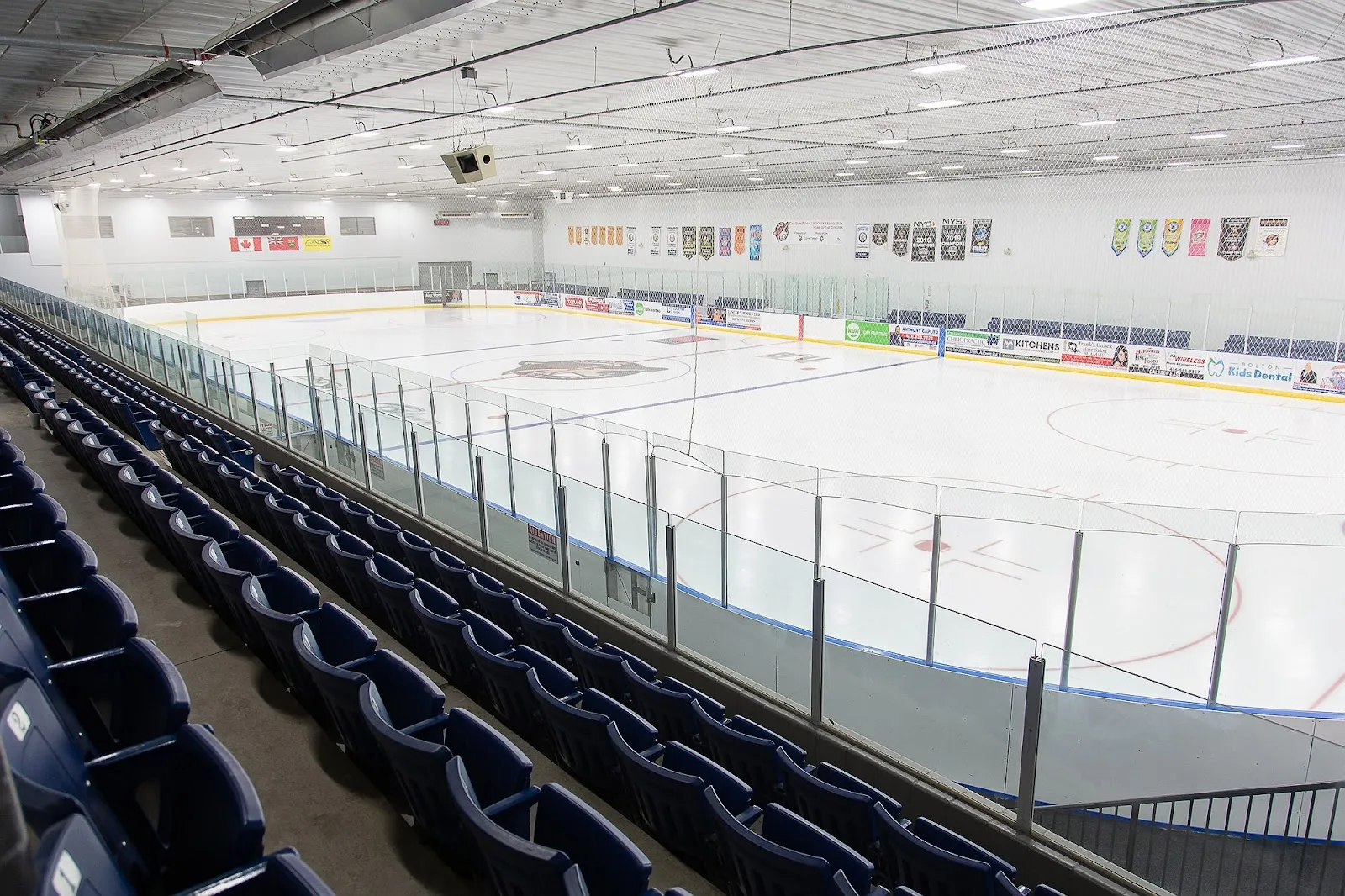 El hielo de Reese's Rink at Caledon East Community Complex, en una foto de su ficha de Google Maps. — Reese's Rink at Caledon East Community Complex