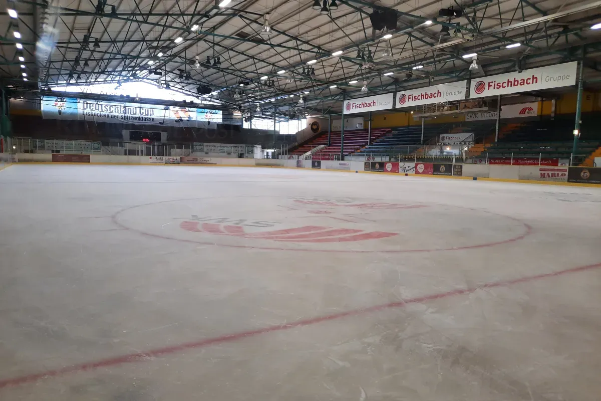 The ice surface of the Rheinlandhalle in Krefeld. — Rheinlandhalle Krefeld