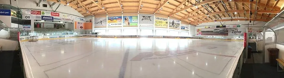 Die Eishalle des Sportparks Kitzbühel – Sportpark Kitzbühel Eishalle