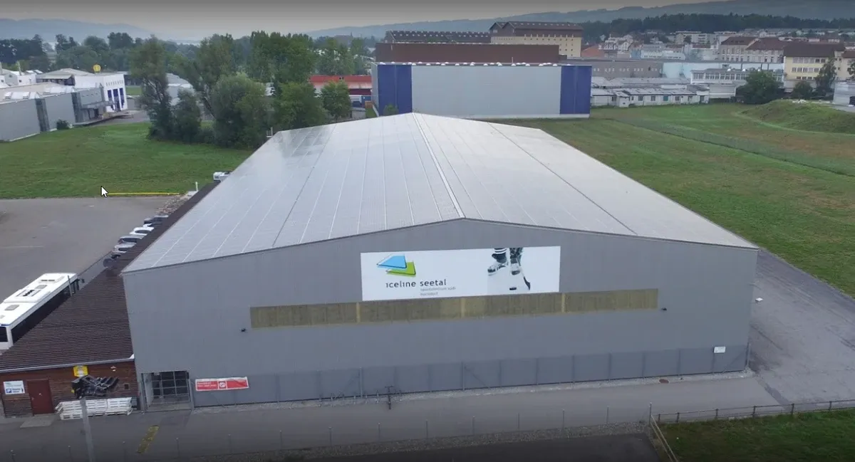 The iceline seetal hall in Hochdorf from above — Sportzentrum iceline seetal