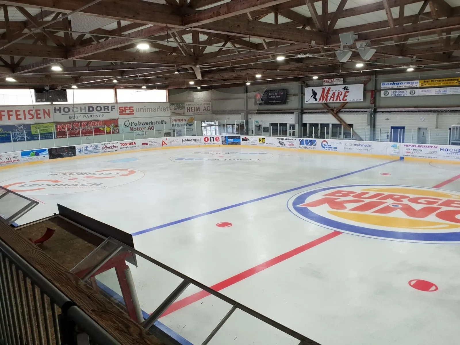 The ice sheet of the iceline seetal hall in Hochdorf — Sportzentrum iceline seetal