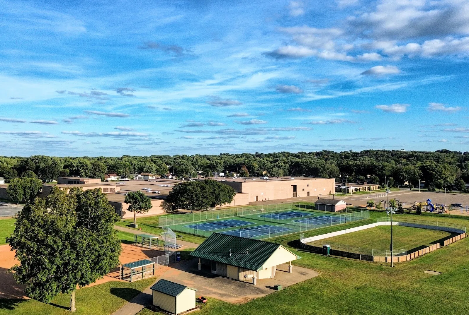 The outside of Valley Middle Park Ice Rinks, in a photo from its Google Maps listing. — Valley Middle Park Ice Rinks
