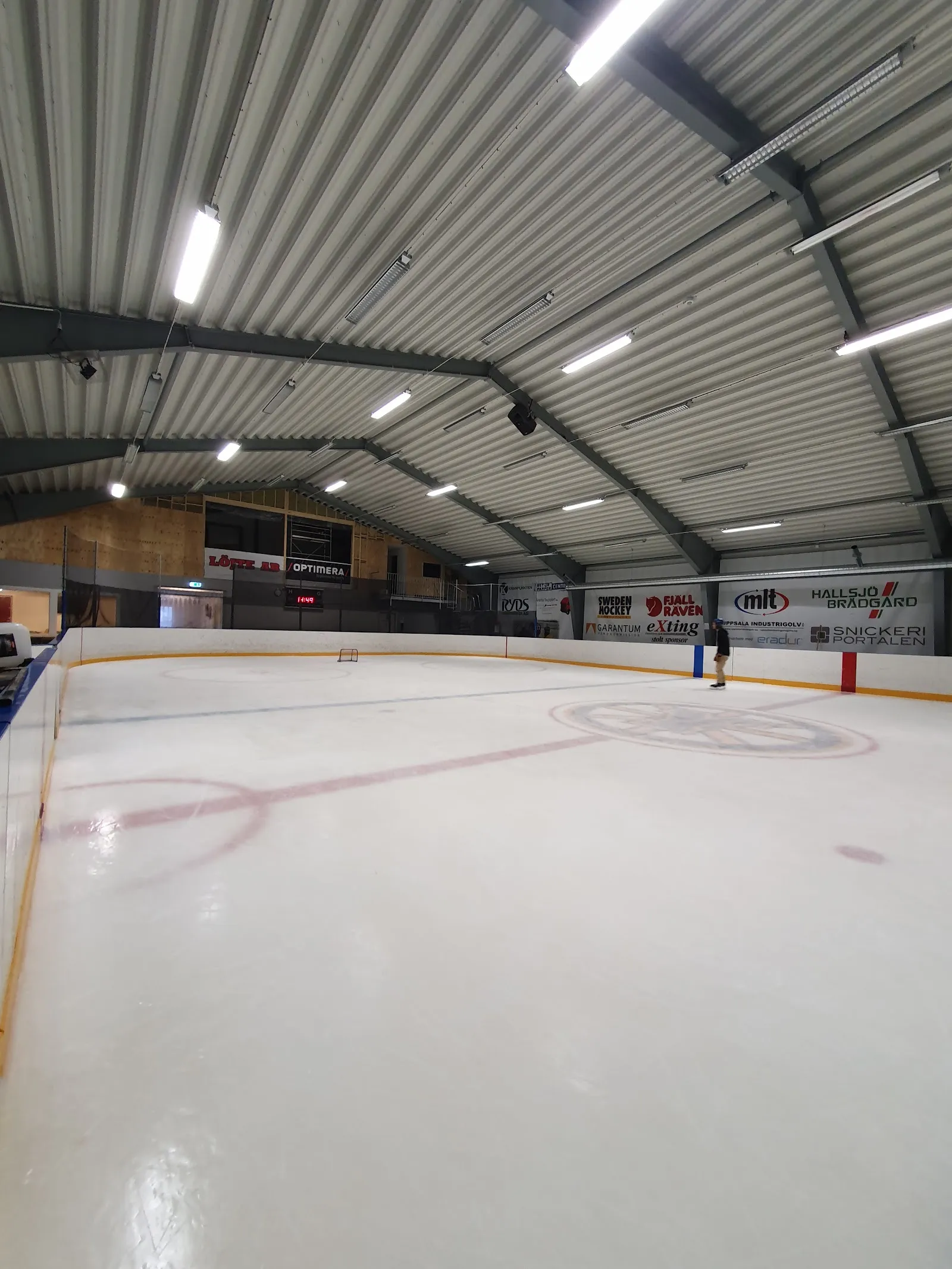 Ice of Valsätra ishall (Nice Ice) — Valsätra ishall