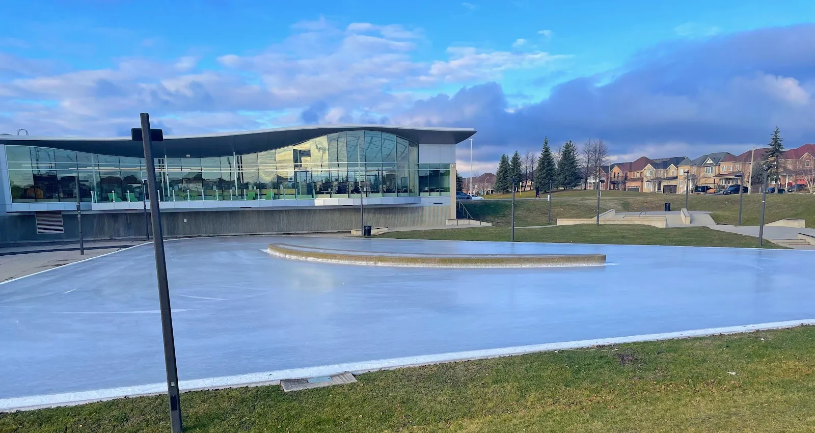 The outdoor skating pad beside the Vellore Village library and community centre — Vellore Village Community Centre Outdoor Rink (Vaughan)