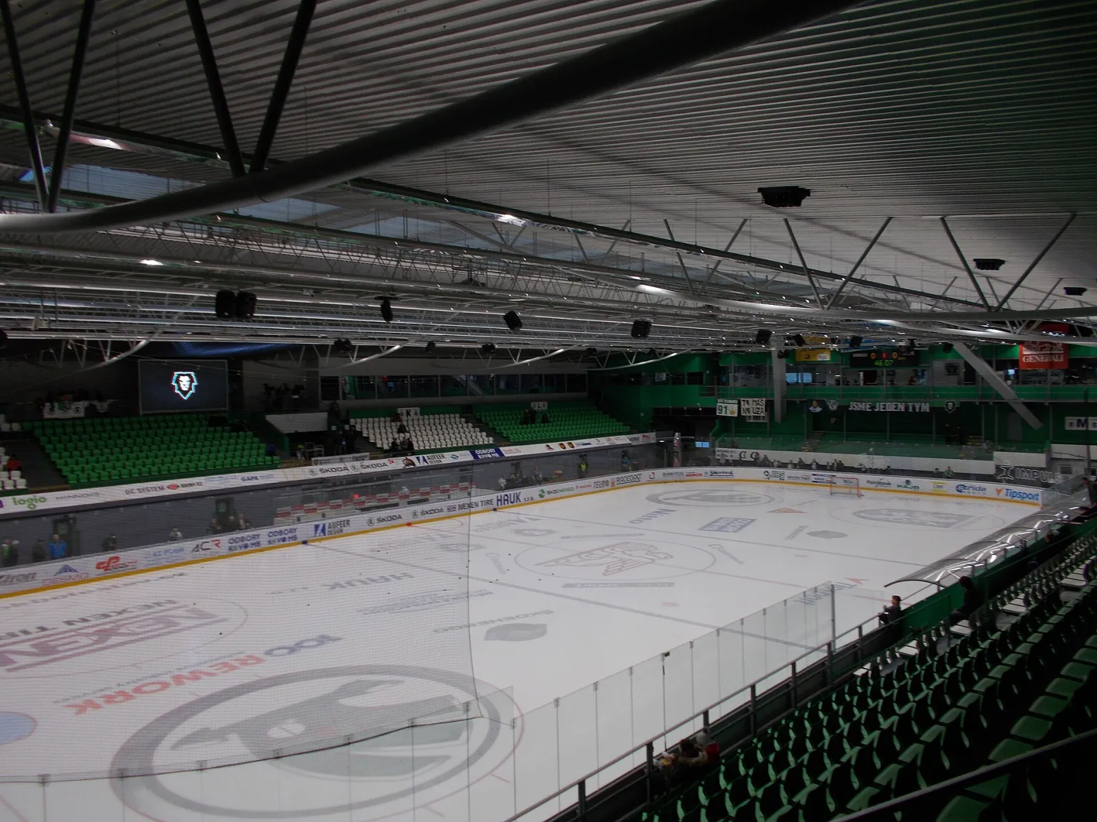 The ice and stands of the main hall, ŠKO-ENERGO aréna — Zimní stadion Mladá Boleslav