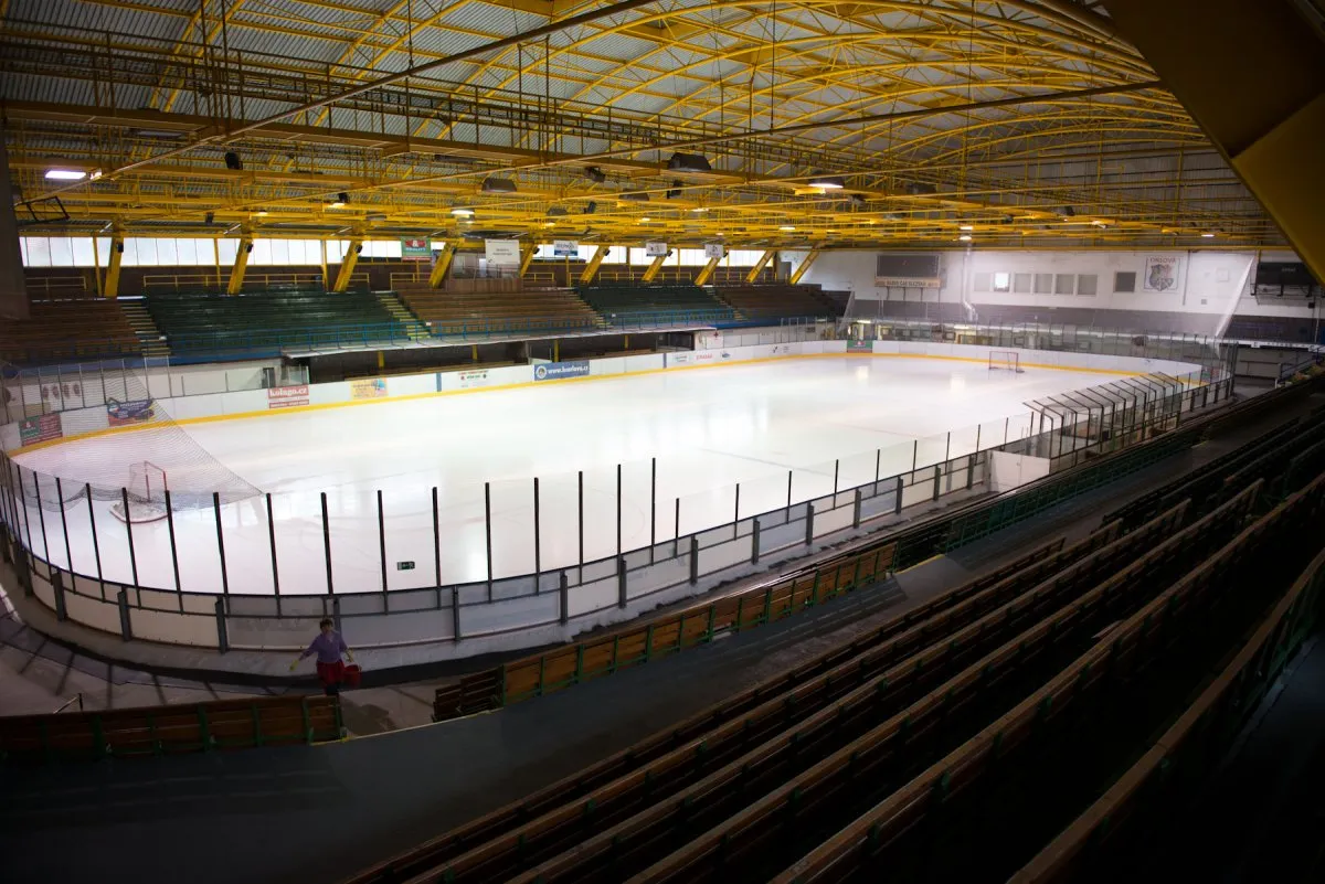 The ice surface and stands of Zimní stadion Orlová — Zimní stadion Orlová